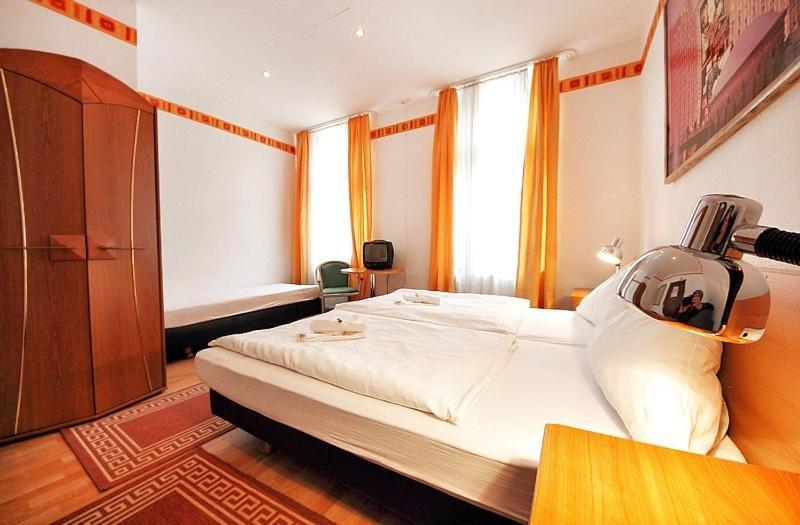 City Hotel Storch Кельн Номер фото