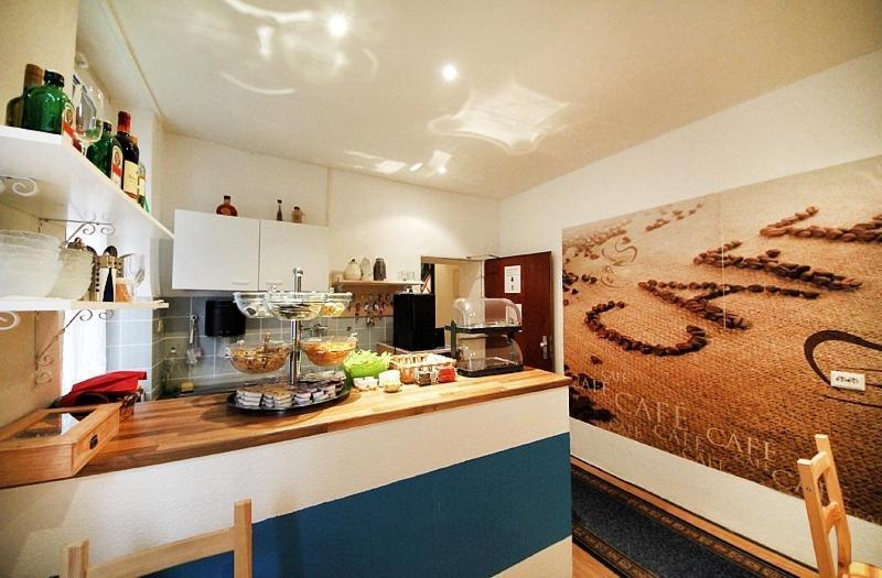 City Hotel Storch Кельн Екстер'єр фото