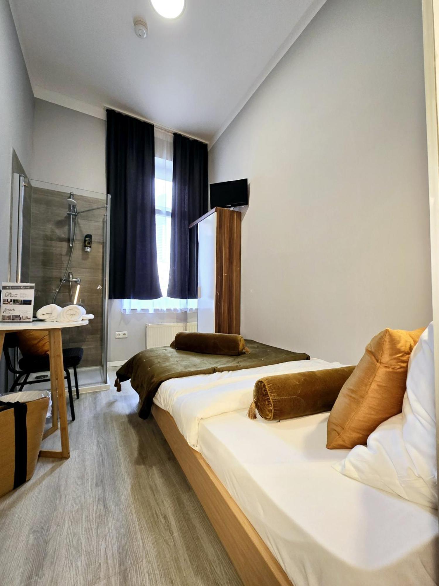 City Hotel Storch Кельн Екстер'єр фото