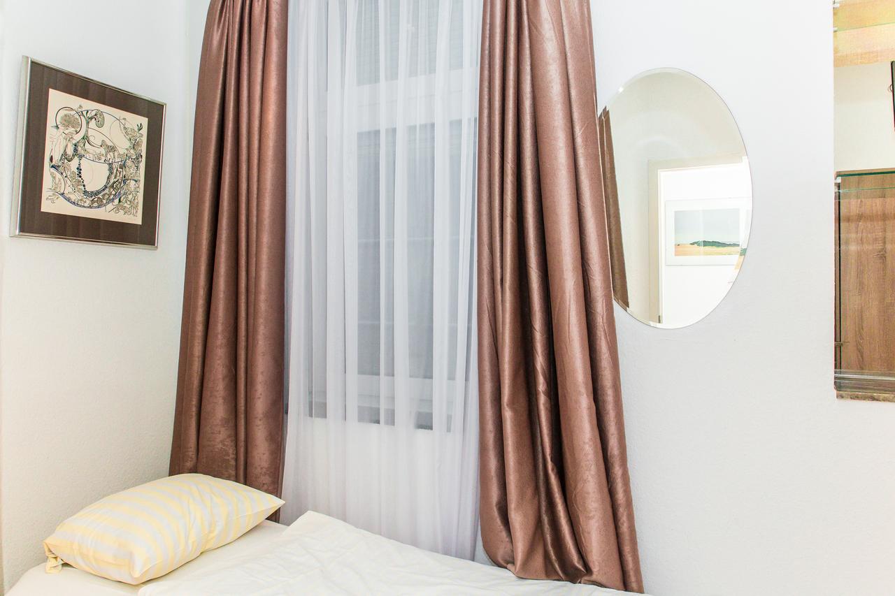 City Hotel Storch Кельн Екстер'єр фото